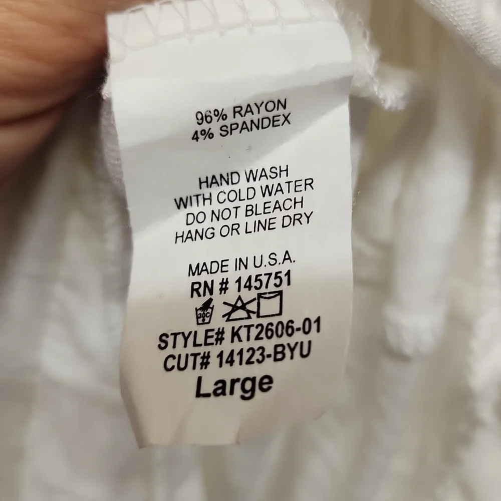 Fantastic Fawn White T-shirt With Ruffles Size Large - Picture 5 of 5